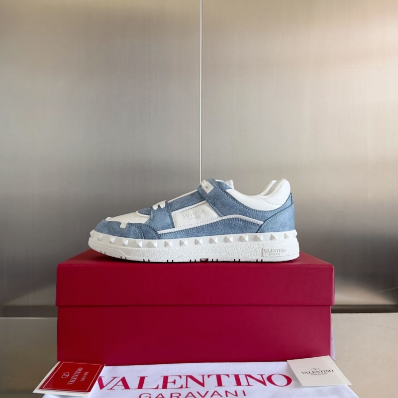 Valentino Sneakers